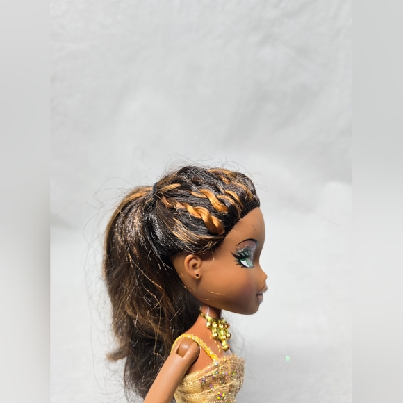 Bratz Formal Funk Sasha Original - Picture 8 of 9